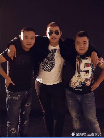 周轩和二驴最新爆料,揭秘娱乐圈幕后真相